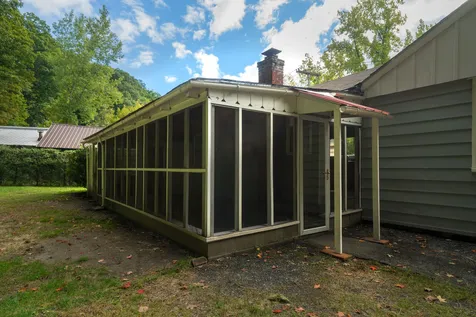 95 Williams Street Brattleboro VT 05301