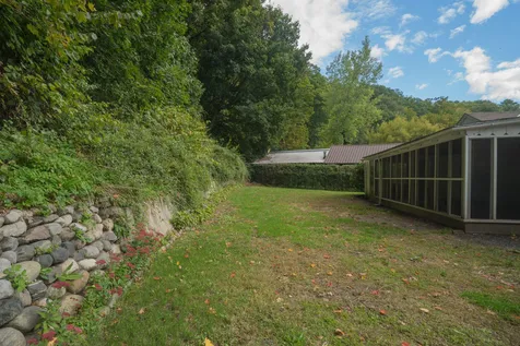95 Williams Street Brattleboro VT 05301