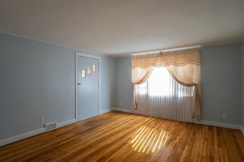 95 Williams Street Brattleboro VT 05301