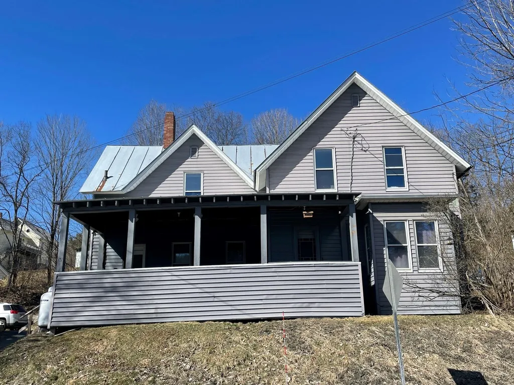 86 Mechanic Street Lebanon NH 03766