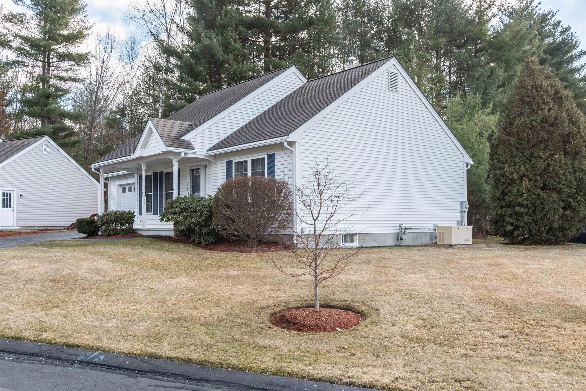 11 Lexington Court Hudson NH 03051