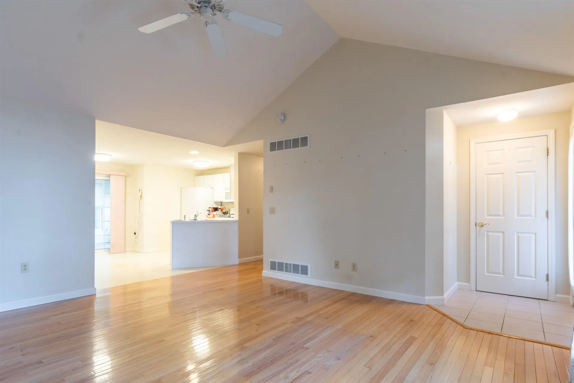 11 Lexington Court Hudson NH 03051