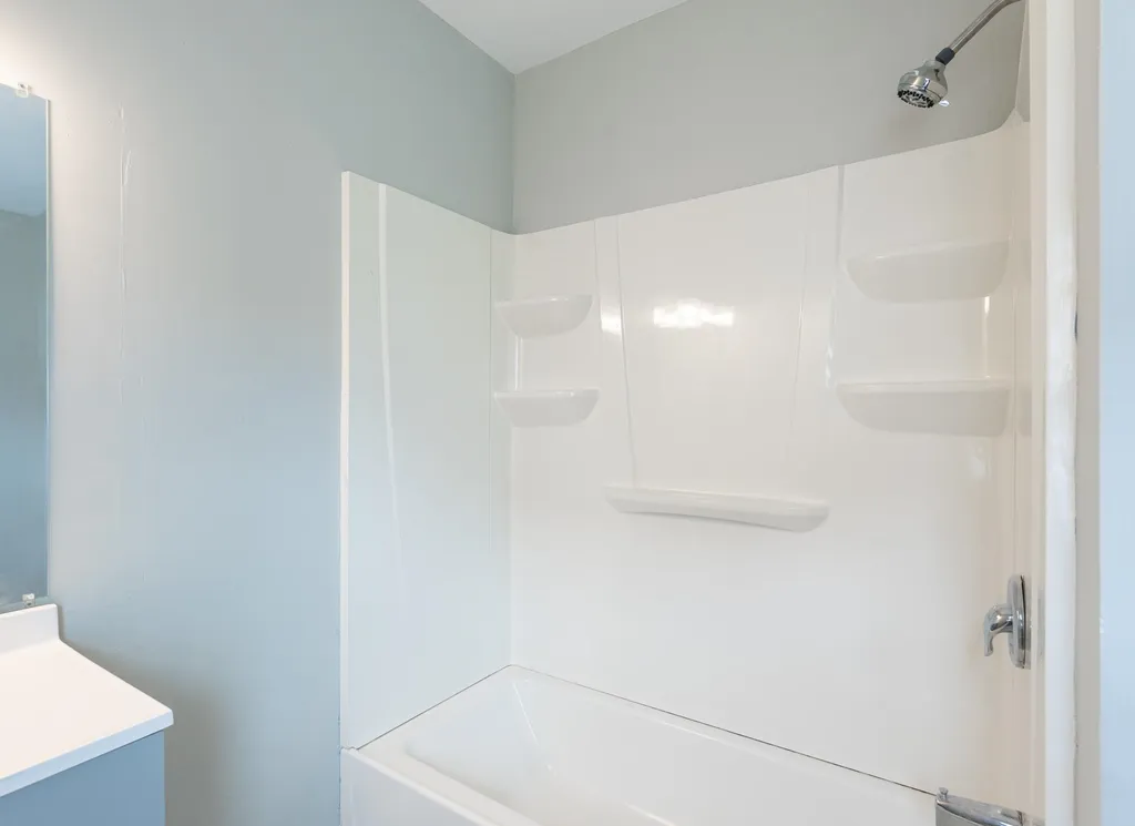 18 Harvard Street Nashua NH 03060