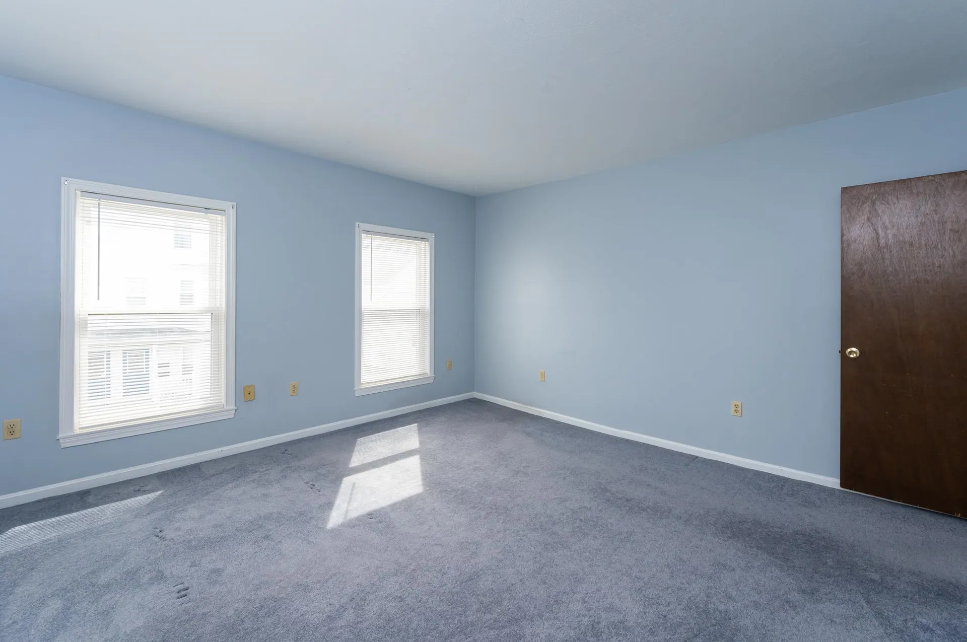 18 Harvard Street Nashua NH 03060