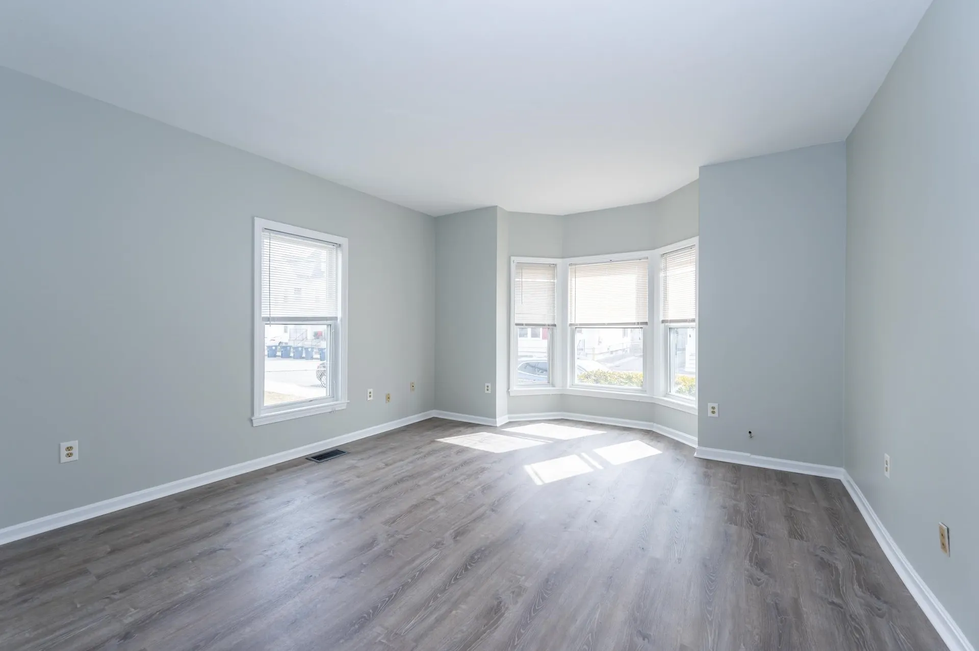 18 Harvard Street Nashua NH 03060