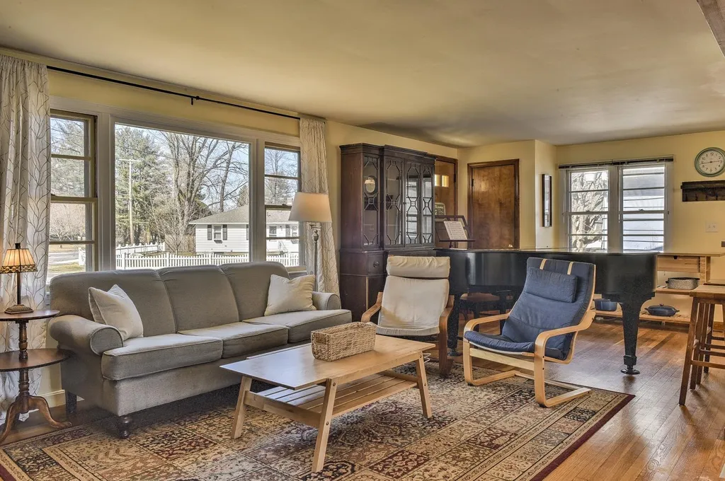 3 Harold Road Keene NH 03431