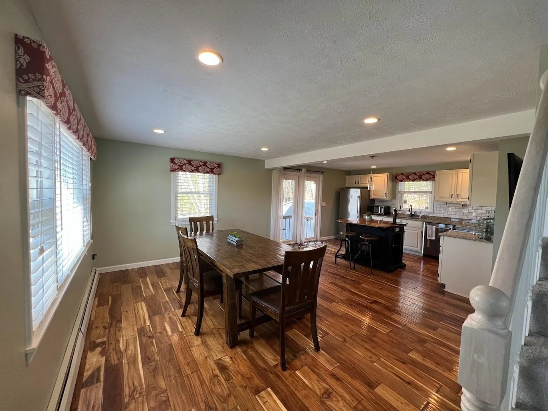 47 Kienia Road Hudson NH 03051