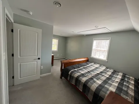 47 Kienia Road Hudson NH 03051