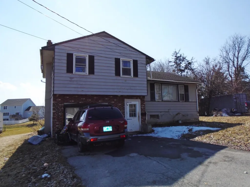 8 Hillside Acres Vergennes VT 05491