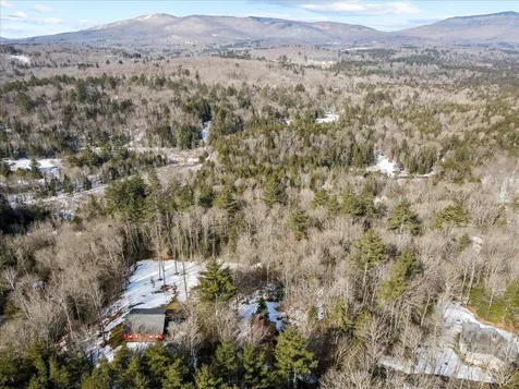 127 Mountain Ridge Road Peru VT 05152
