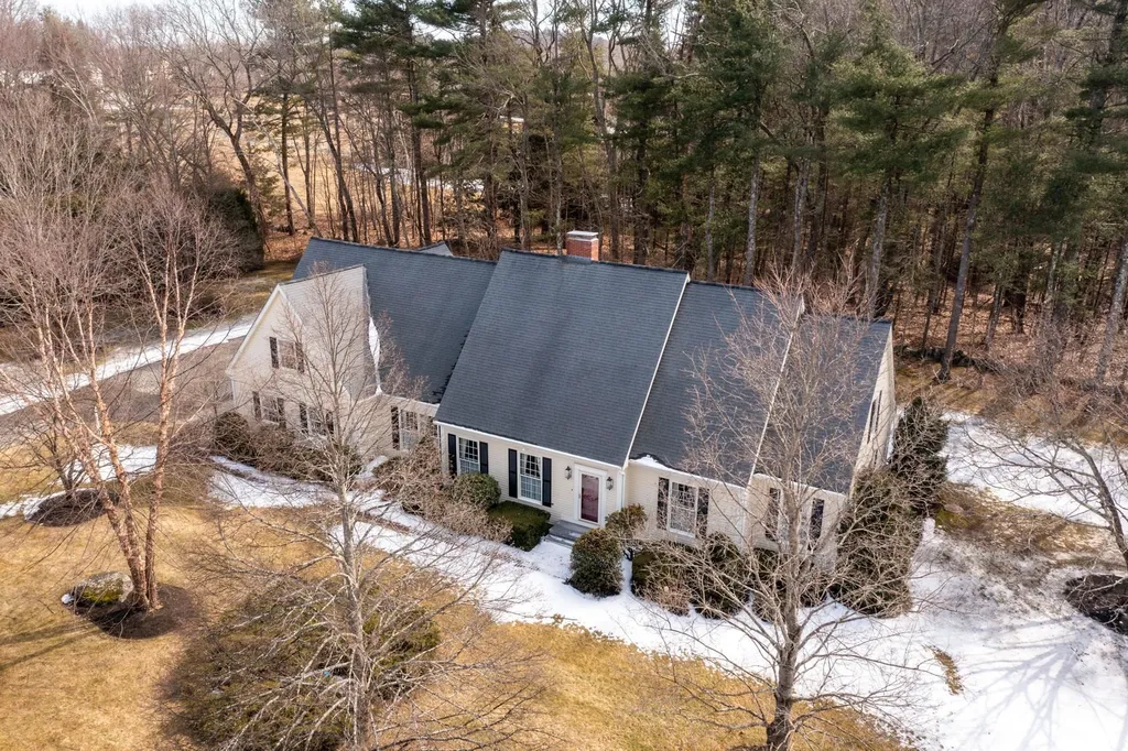 9 Winding Brook Drive Stratham NH 03885