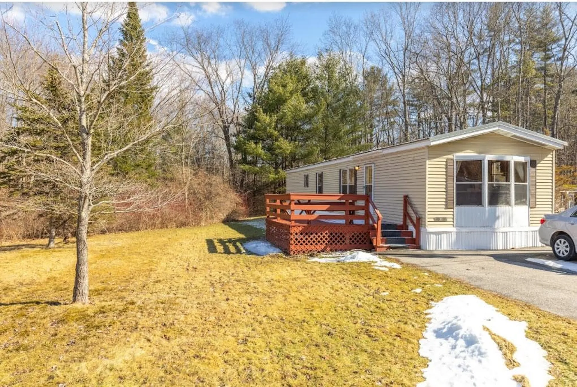 11 Lamprey River Park Newmarket NH 03857