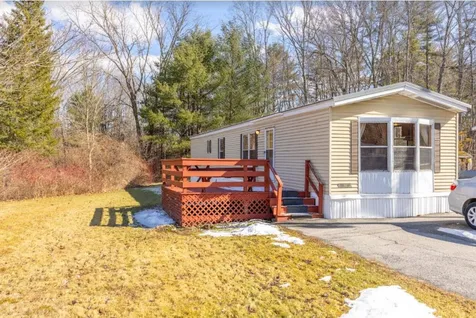11 Lamprey River Park Newmarket NH 03857