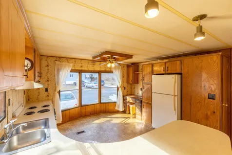 11 Lamprey River Park Newmarket NH 03857