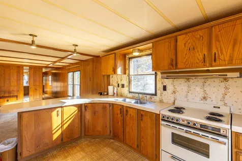 11 Lamprey River Park Newmarket NH 03857