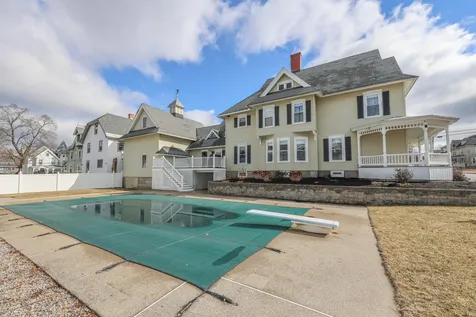 310 Myrtle Street Manchester NH 03104