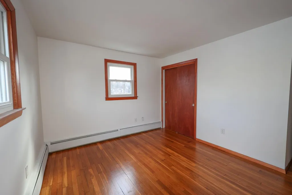304 Kennard Road Manchester NH 03104