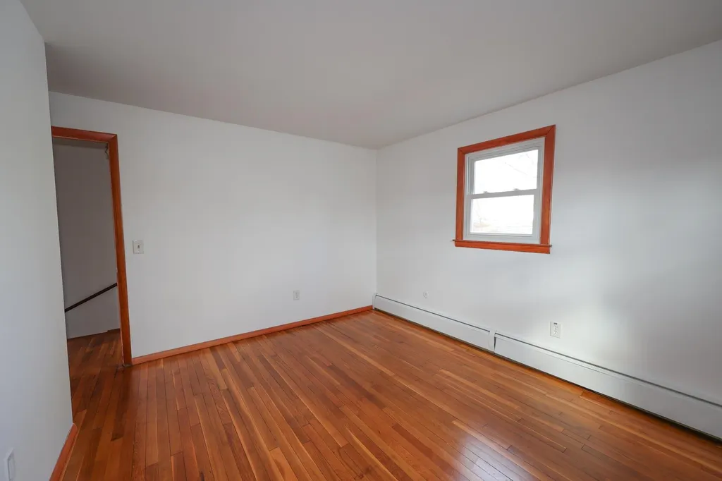 304 Kennard Road Manchester NH 03104