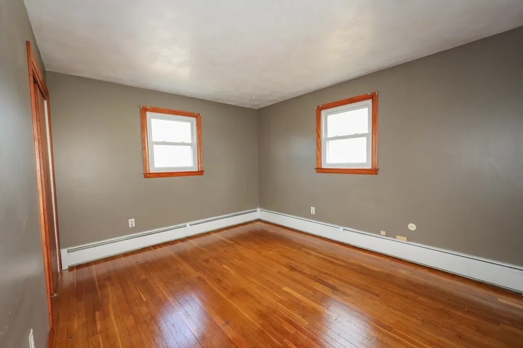 304 Kennard Road Manchester NH 03104