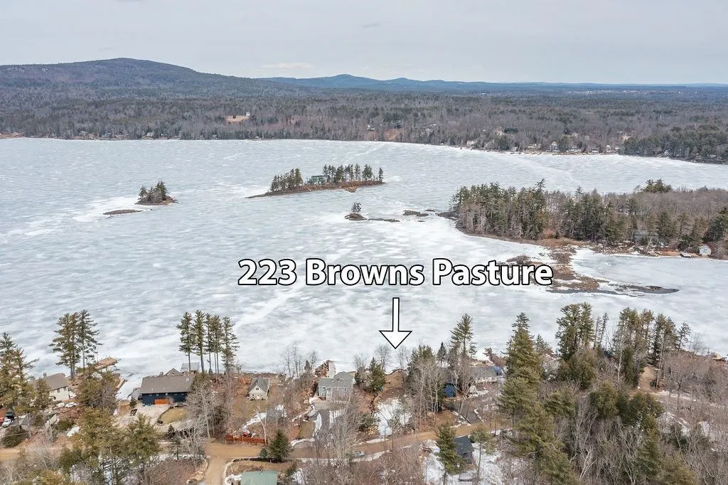 223 Browns Pasture Road Strafford NH 03884