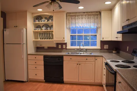 19 Taylor Lane Portsmouth NH 03801