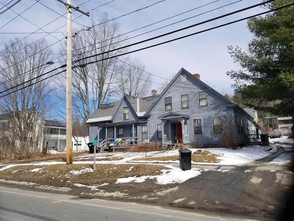 132 S Main Street Newport NH 03773