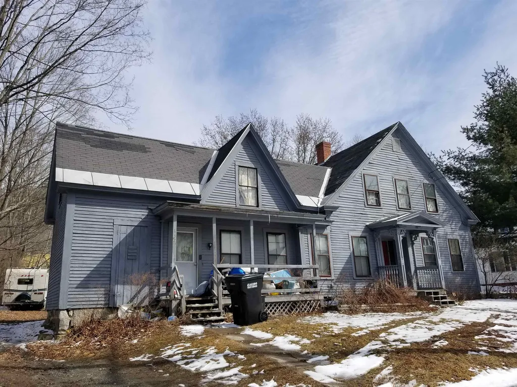 132 S Main Street Newport NH 03773