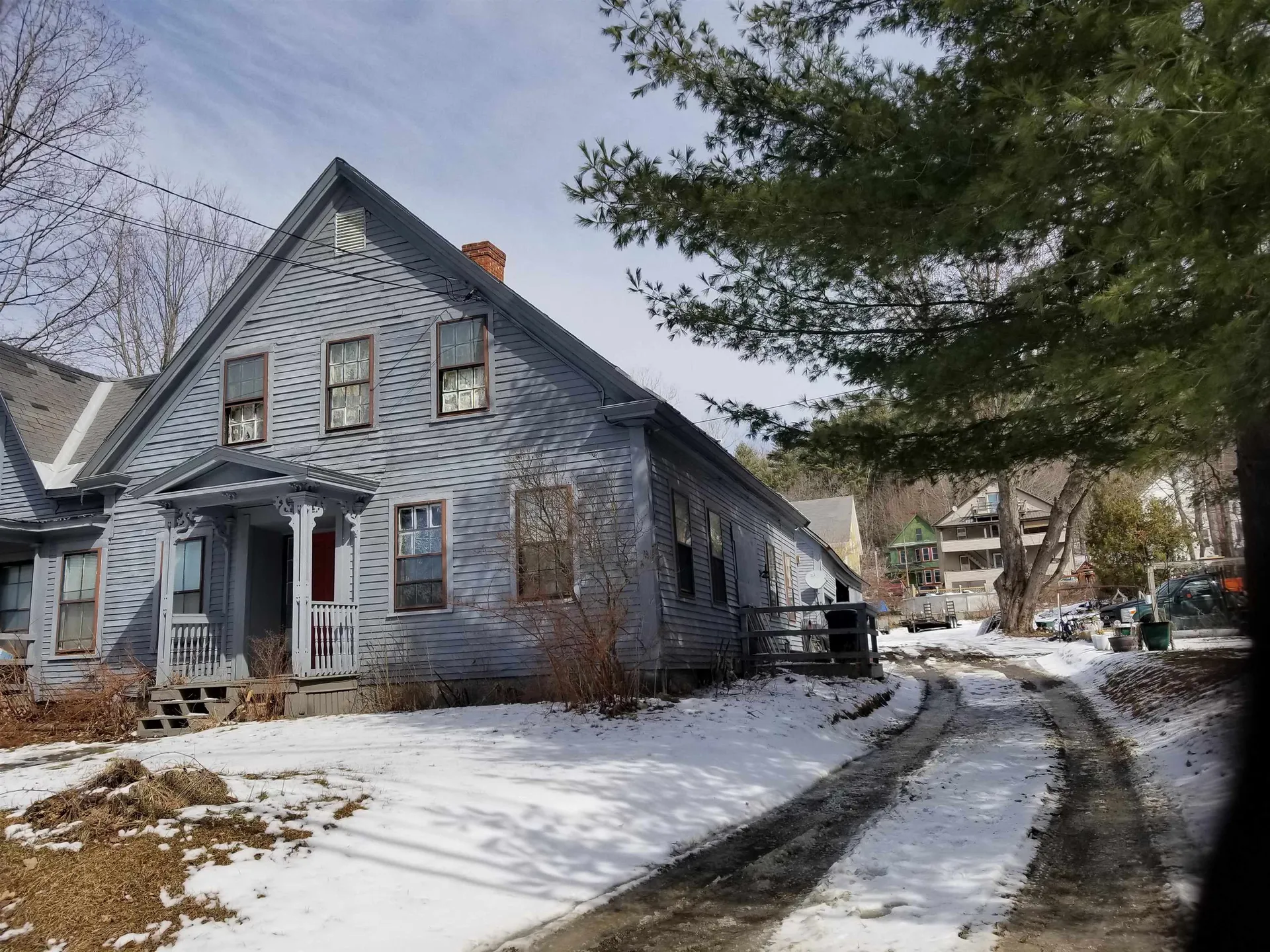 132 S Main Street Newport NH 03773
