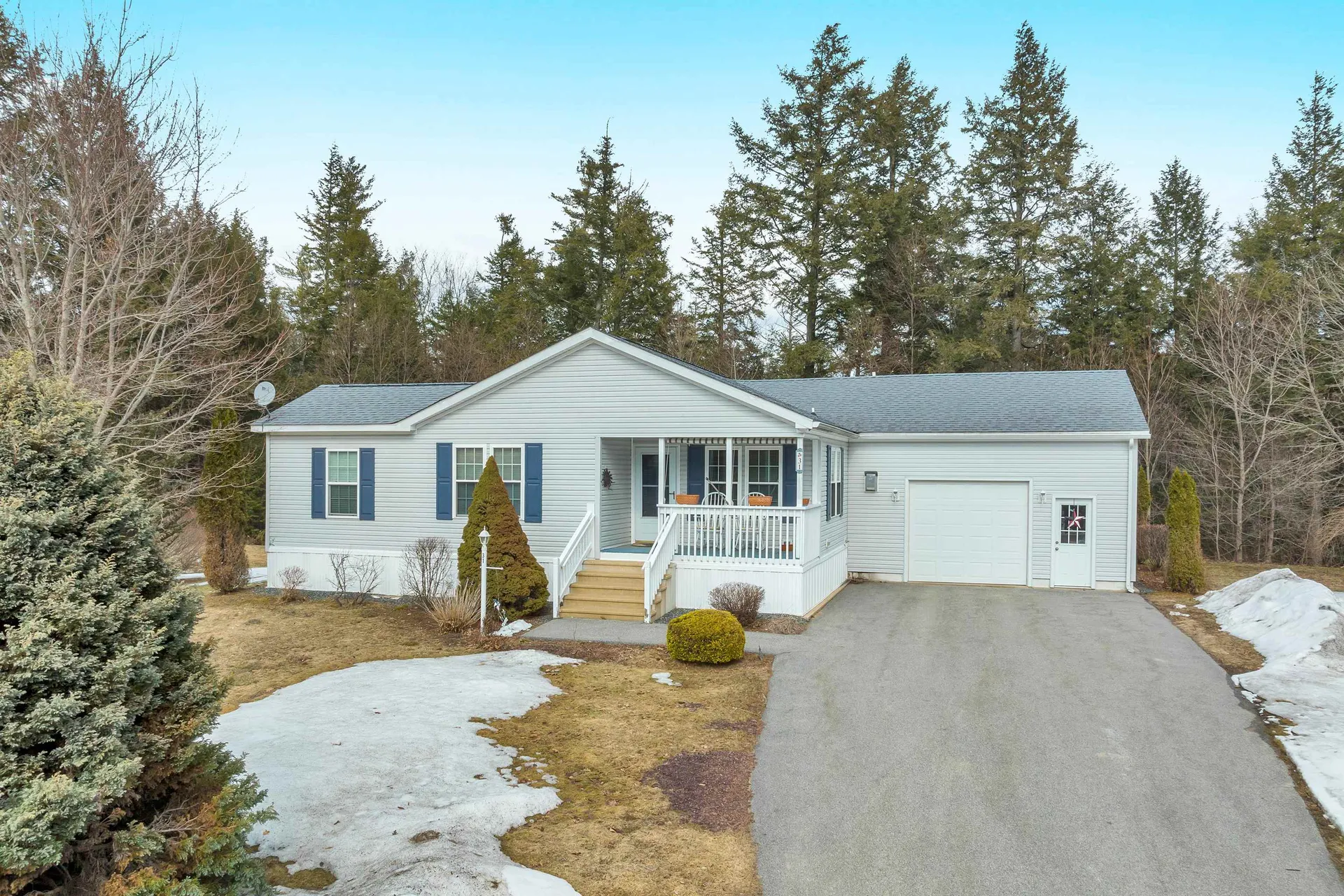 31 Foothills Way Tilton NH 03276