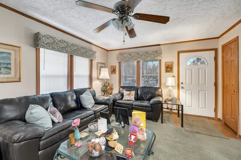 31 Foothills Way Tilton NH 03276