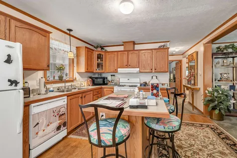 31 Foothills Way Tilton NH 03276