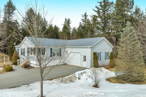 31 Foothills Way Tilton NH 03276