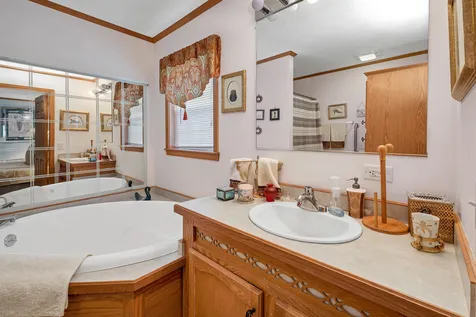 31 Foothills Way Tilton NH 03276
