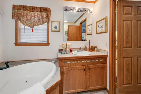 31 Foothills Way Tilton NH 03276