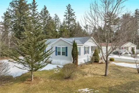 31 Foothills Way Tilton NH 03276