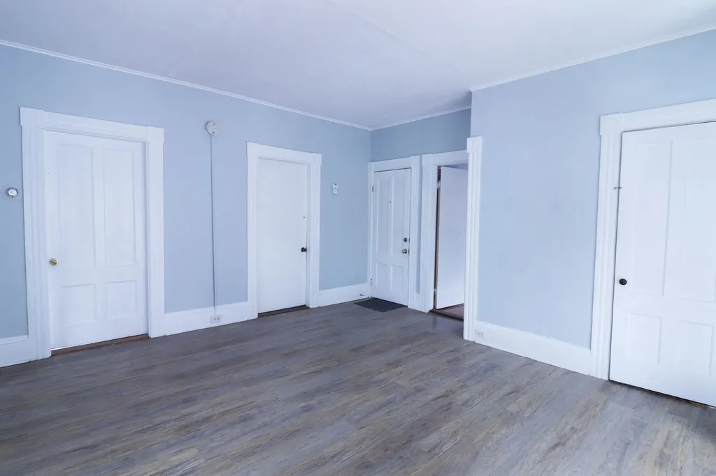 38 Everett Street Manchester NH 03104