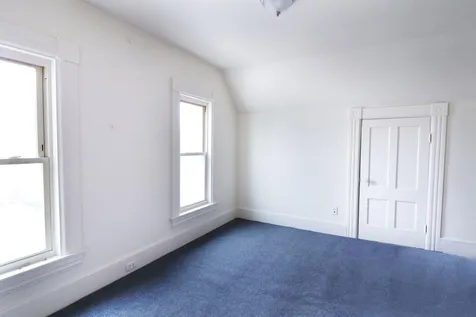 38 Everett Street Manchester NH 03104