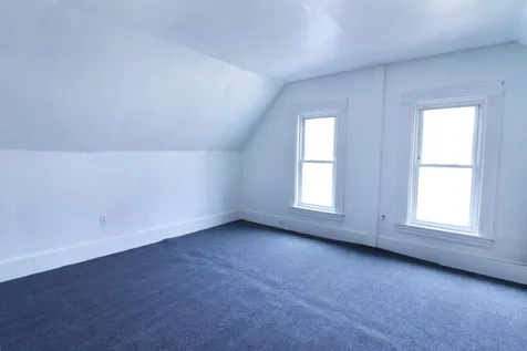 38 Everett Street Manchester NH 03104