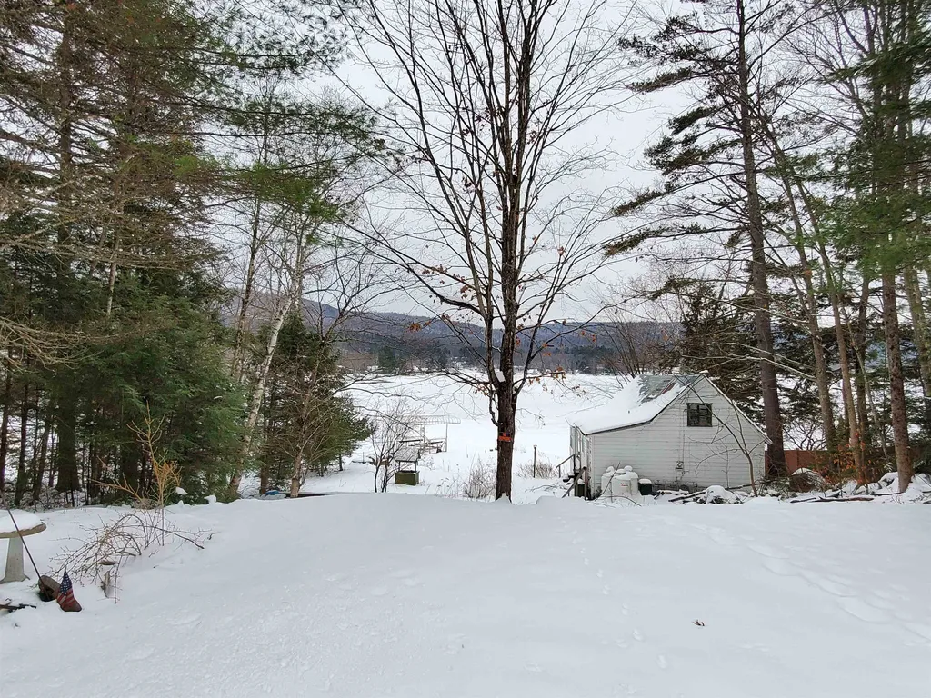 416 Shaker Boulevard Enfield NH 03748