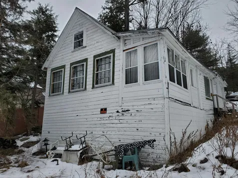 416 Shaker Boulevard Enfield NH 03748
