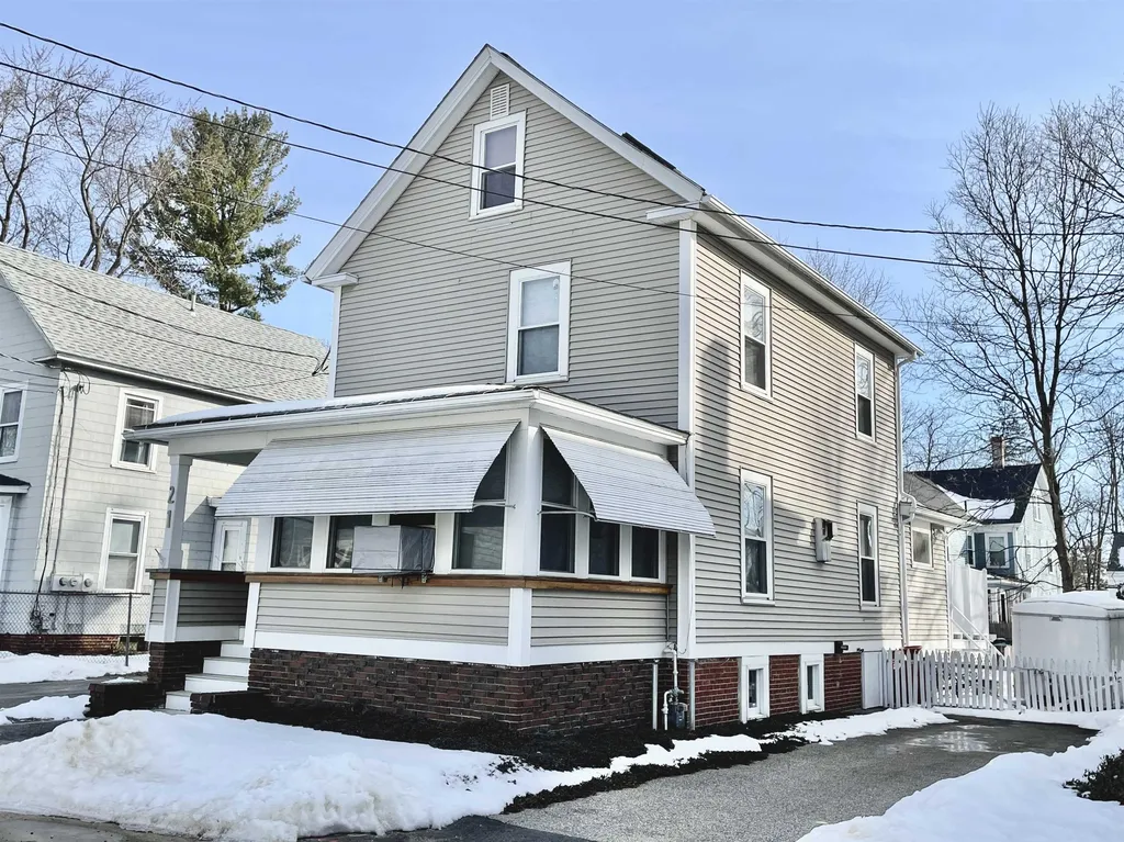21 Tremont Street Exeter NH 03833