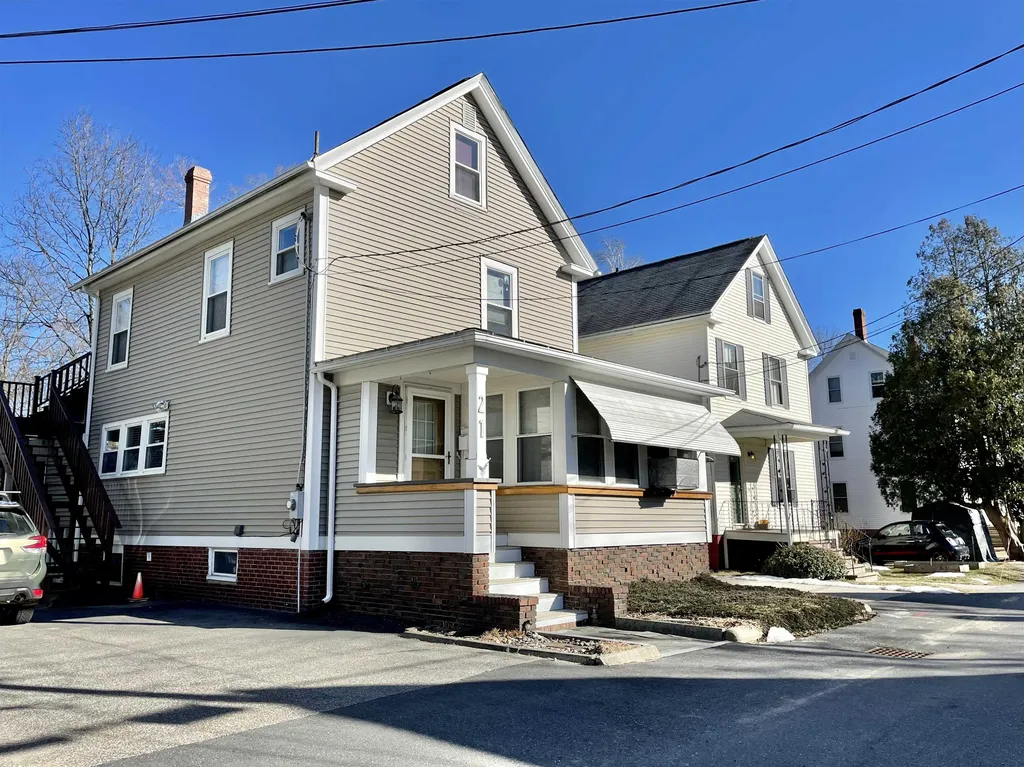 21 Tremont Street Exeter NH 03833