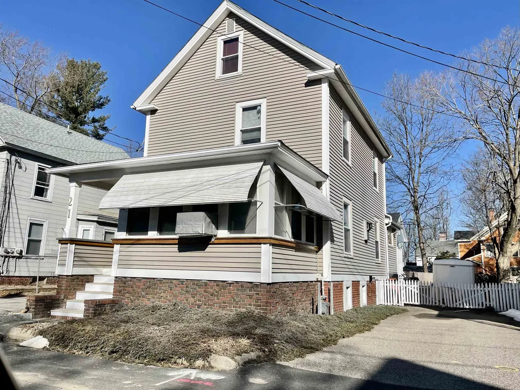 21 Tremont Street Exeter NH 03833