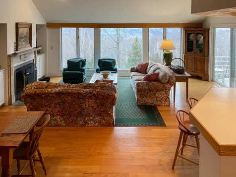 568 Mountain View Road Warren VT 05674
