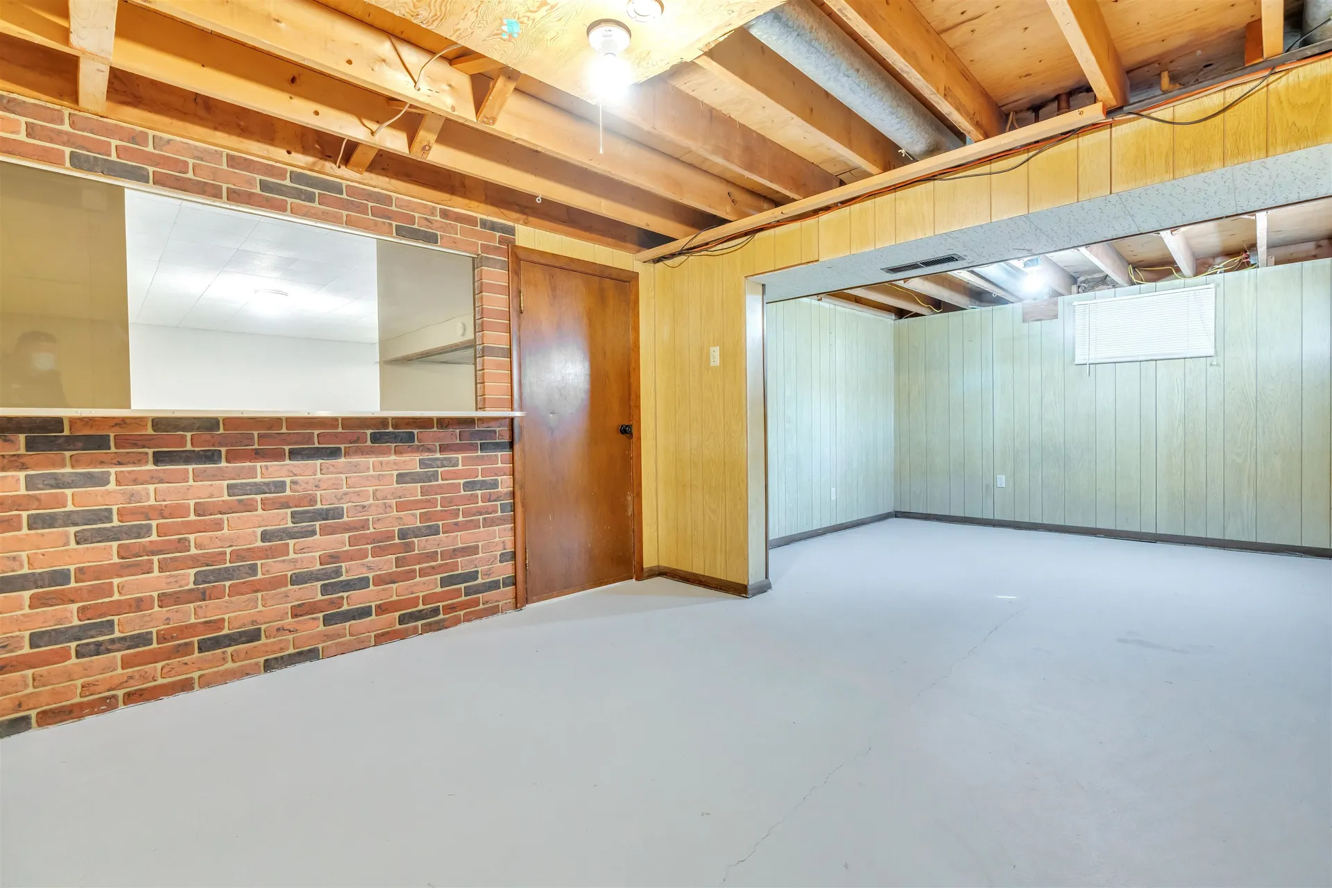 8 Shawnee Lane Dover NH 03820