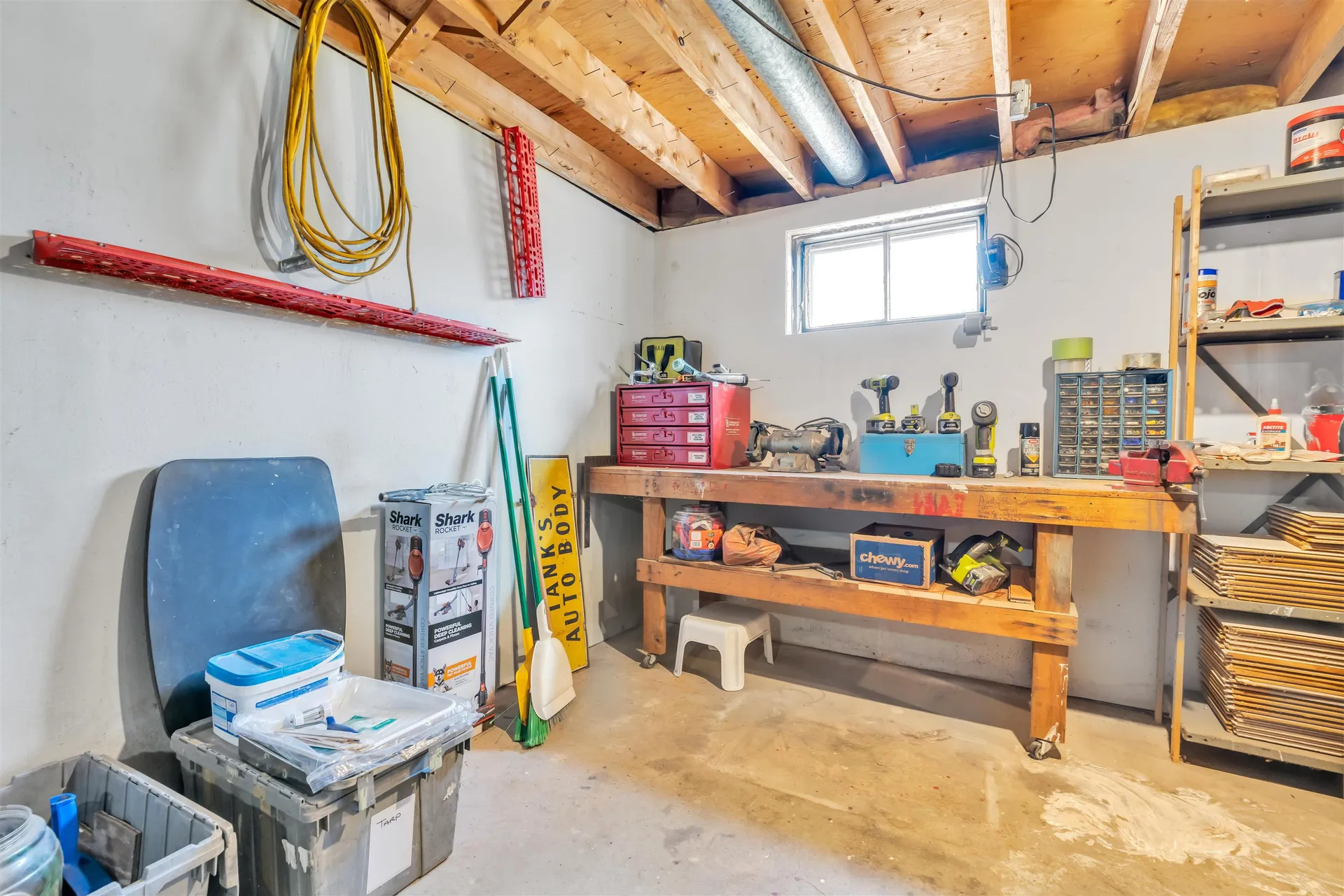 8 Shawnee Lane Dover NH 03820