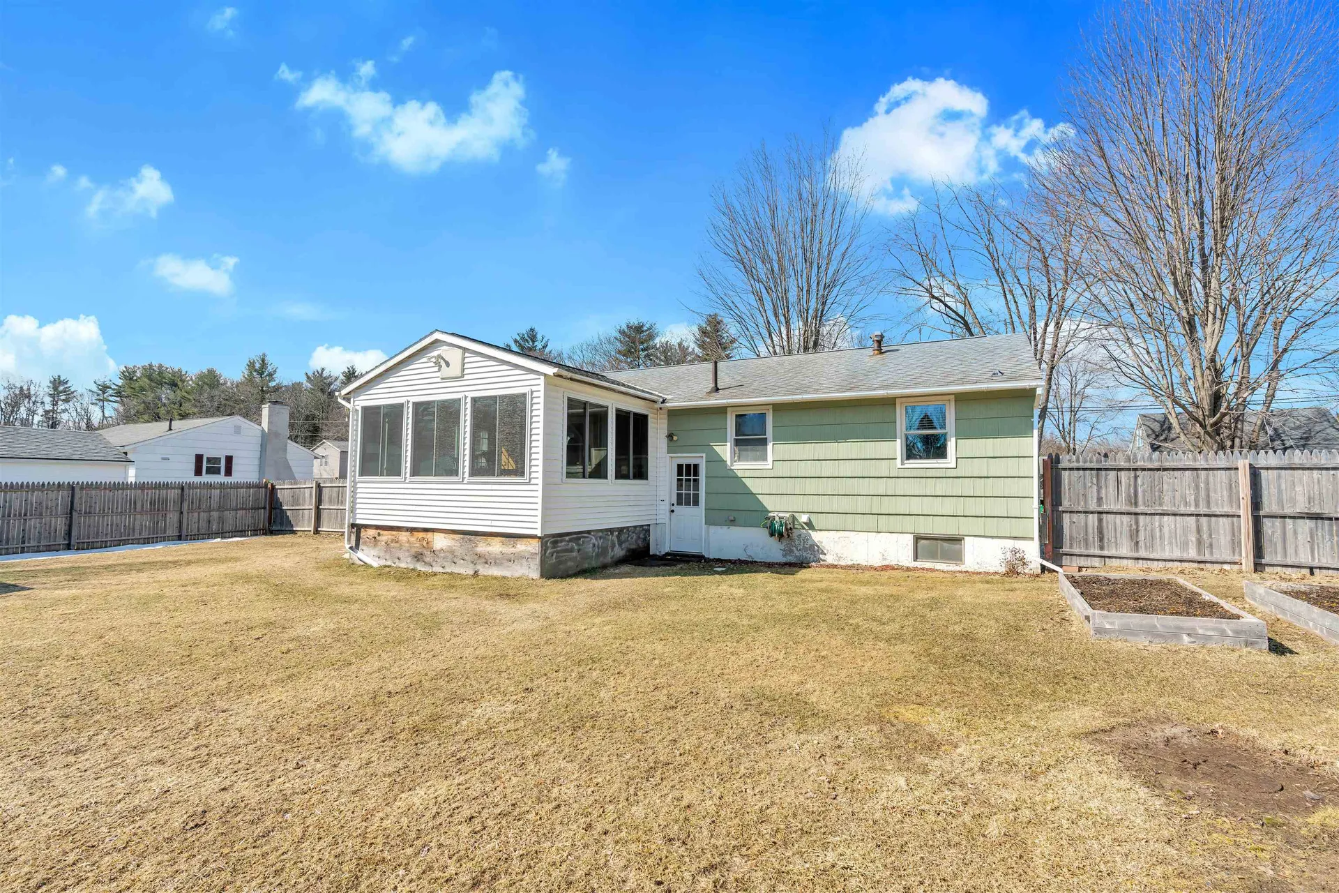 8 Shawnee Lane Dover NH 03820