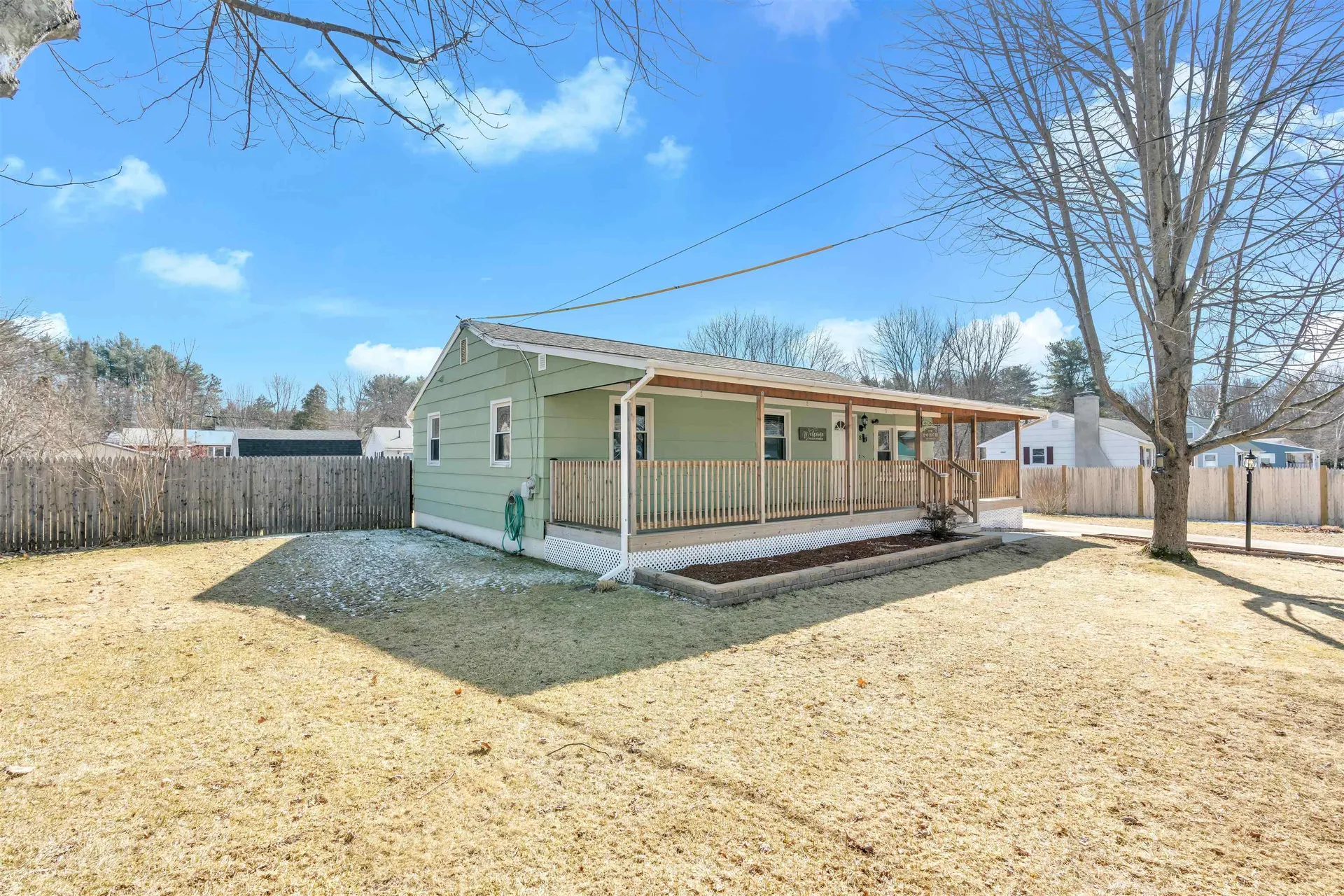 8 Shawnee Lane Dover NH 03820
