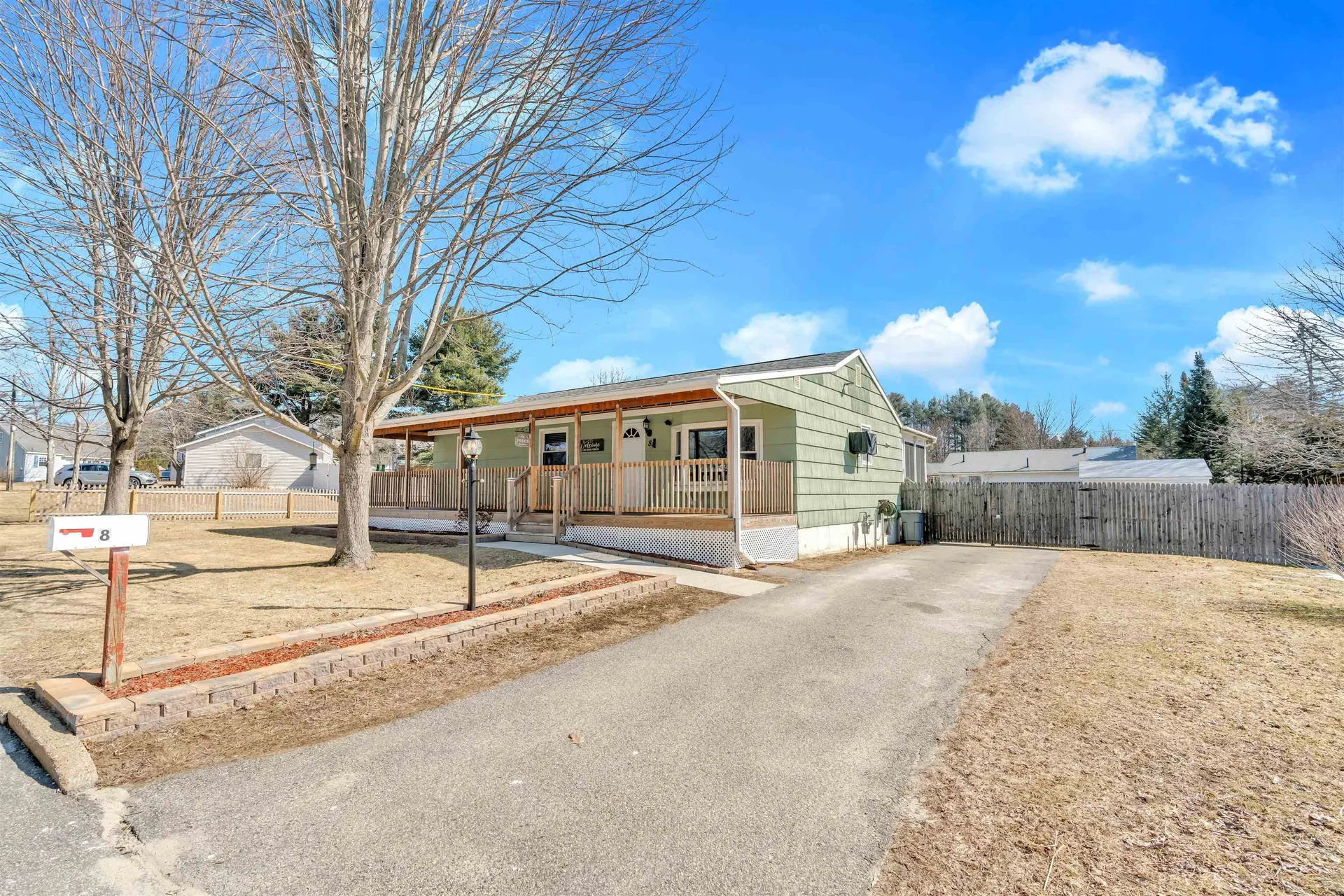 8 Shawnee Lane Dover NH 03820