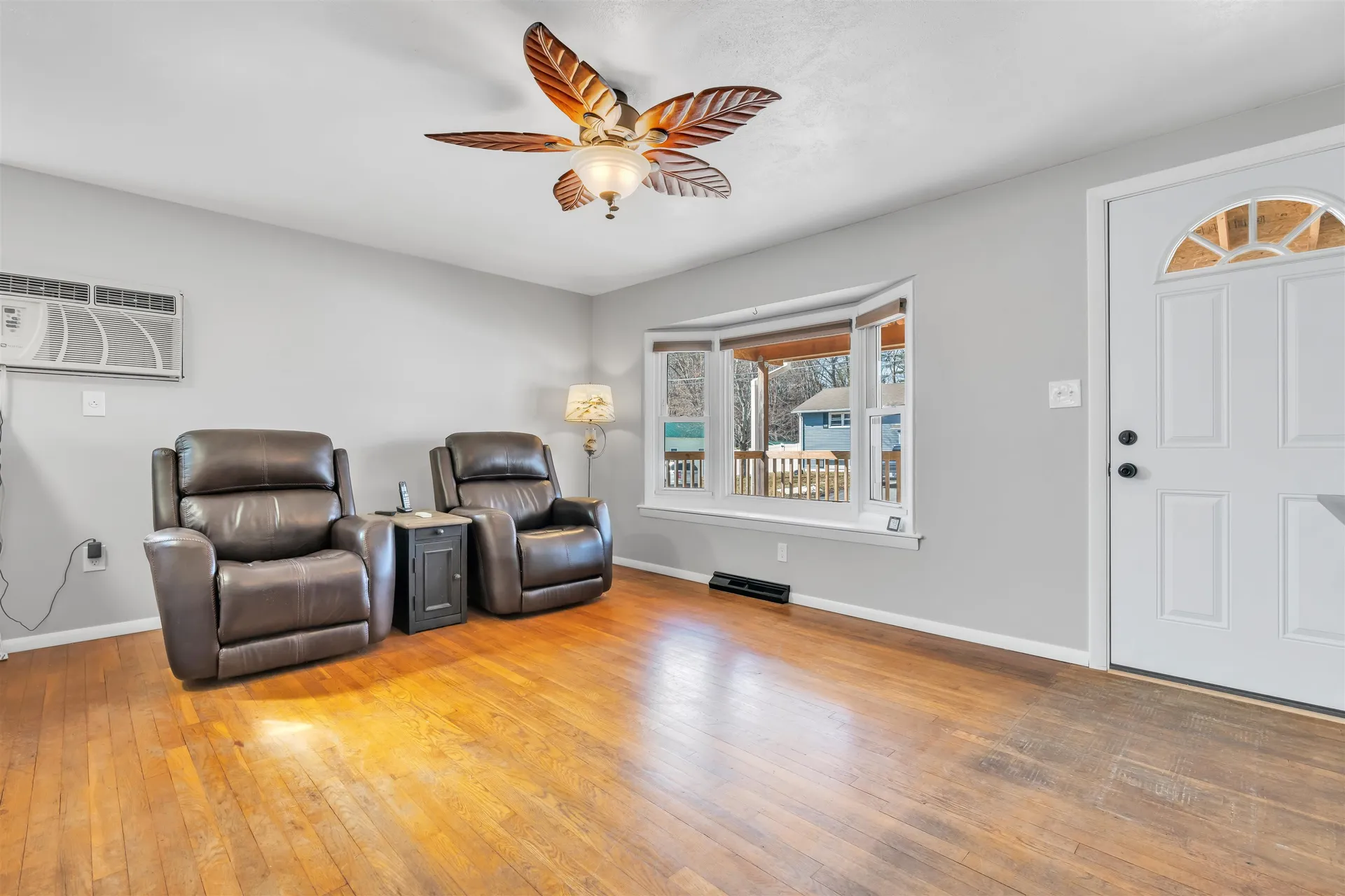 8 Shawnee Lane Dover NH 03820